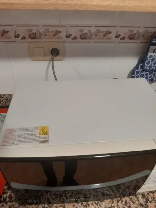 Microondas Samsung GE731K