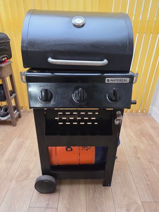 Barbacoa de gas Naterial poco uso