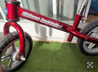 Pack Bicicleta de equilibrio roja y patinete