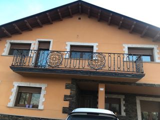 Barandilla de forja con diseño