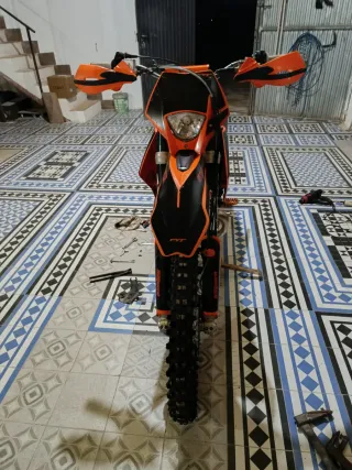 KTM 250cc 2 Tiempos