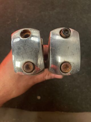 Barra de hierro cromada