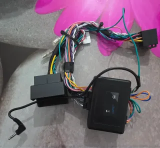 Interfaz de coche con cables