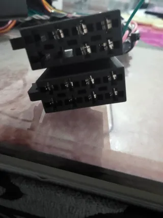 Interfaz de coche con cables