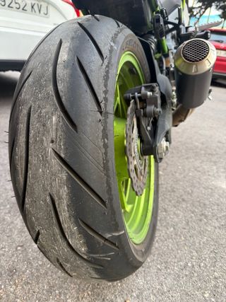 Kawasaki Z900 2021 - 17.793 km unico dueño