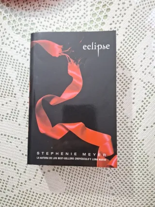 Eclipse - Book Three Of The Twilight Series