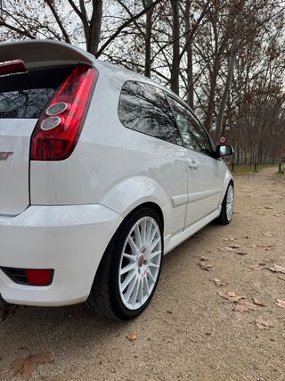 Ford Fiesta ST 150