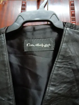 Chaleco de cuero Miss Selfridge Talla 38