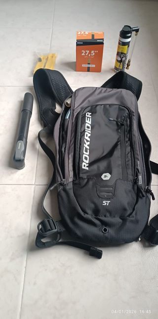 Mochila Ciclismo Completa + Accesorios