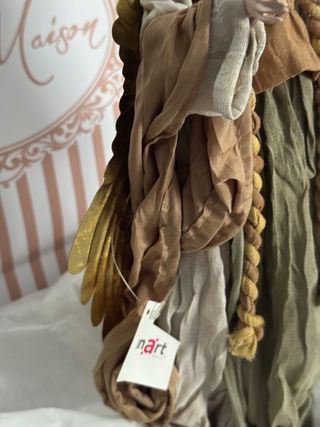 Angelo decorativo ali dorate