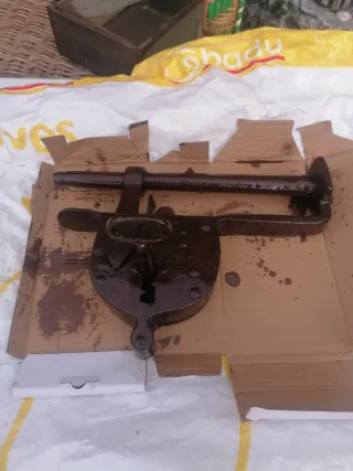 Candado antiguo siglo XVII