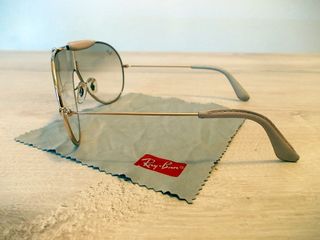 OCCHIALI RAY-BAN DONNA SOLE LENTI a GOCCIA BEIGE