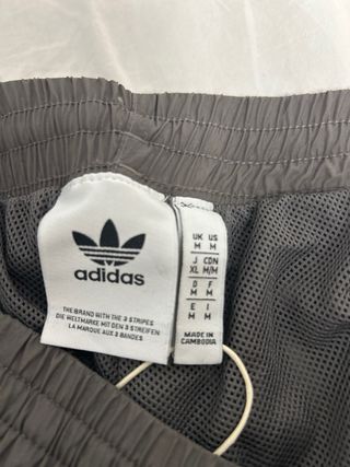 Chándal Oficial Real Madrid Adidas Gris Rosa