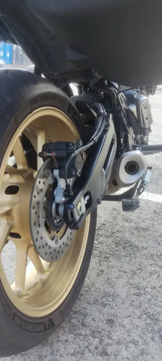 Yamaha Tracer 7 GT Negra