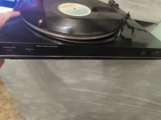 Dos Tocadiscos Fisher Negro/Gris