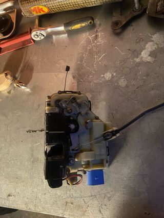 Cerradura Seat Ibiza 6L