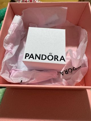 Anillo Pandora Corazones Oro