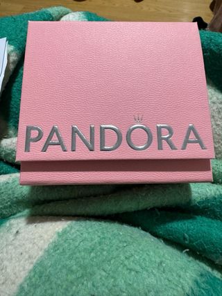 Anillo Pandora Corazones Oro