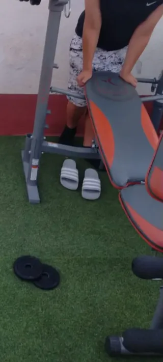 Máquina de musculación multiestación