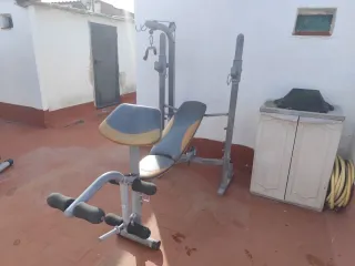 Máquina de musculación multiestación