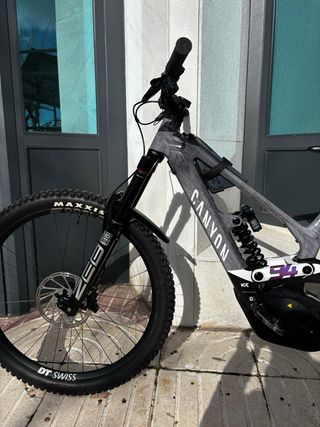 Canyon Torque ON CF Roczen (edición limitada)