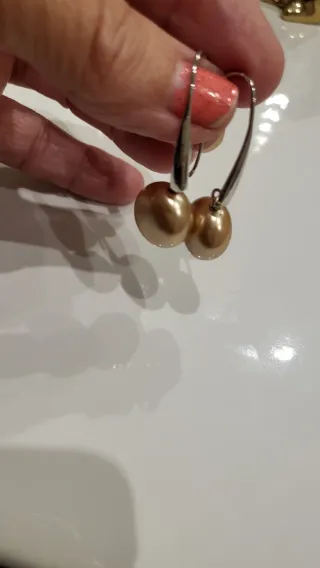 Pendientes perla dorada y plateada