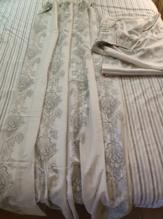 Cortinas semiopacas nuevas – 2 piezas