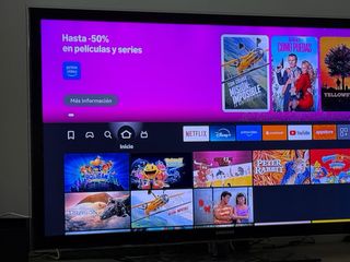 TV 46” Samsung + Sonido Alexa potente –Oportunidad