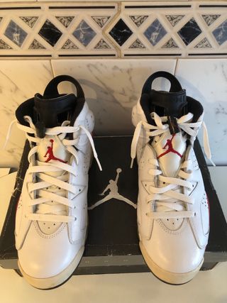 Jordan 6 Bulls varsity white red.