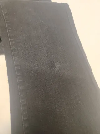 Pantalón vaquero negro Zara Talla 40