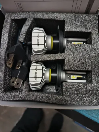 Pareja Lámparas LED H7