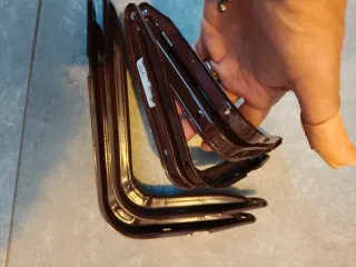 Set 4 Staffe Metallo per Mensole