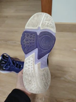 Zapatillas Baloncesto Niña Morado/Negro