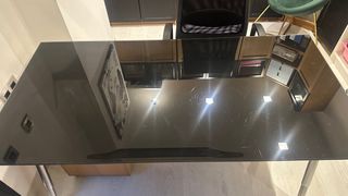 Mesa de oficina cristal negro y metal