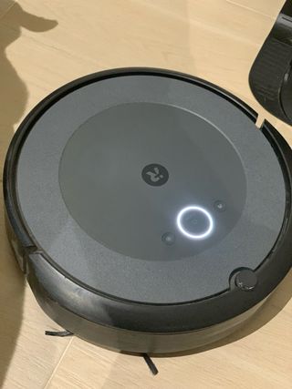 iRobot Roomba i5+ con base de autovaciado + mopa