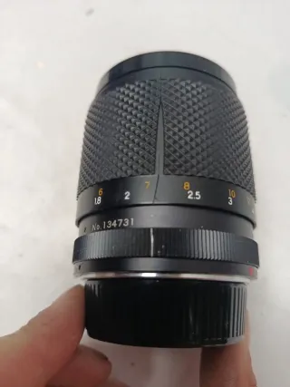YASHICA DSB 135mm 1:2.8 Objetivo