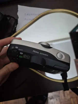 Cámara analógica Canon Prima Zoom 85N