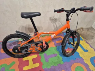 Bicicleta infantil naranja