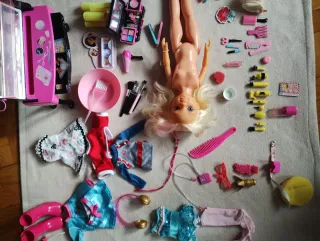 Nancy Patinadora con Kit Maquillaje