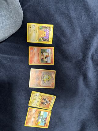 Lote 5 Cartas Pokémon: Pikachu, Machop, Magneton.