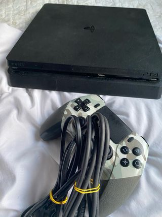 PS4 Slim 1TB Negra + 3 Juegos + 1mando