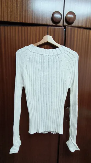 Jersey Bershka Roto Talla L