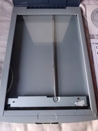 Scanner Canon CanoScan LiDE 20