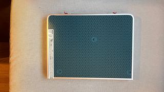 Mesa plegable camping pequeña azul sin usar