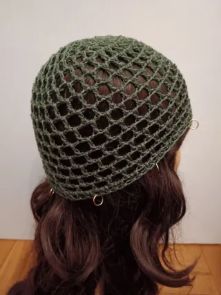 Cuffia rete mesh frisé khaki con anellini oro