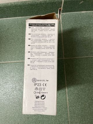 2 Kit de 4 Focos LED 7W GU10 CFL