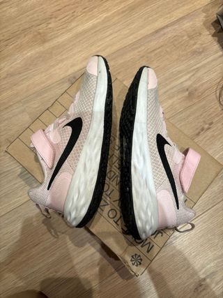 Scarpe da ginnastica Nike bambina rosa