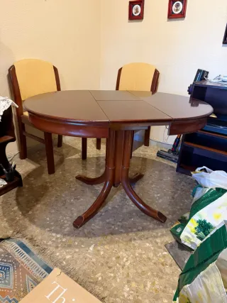 Conjunto mesa comedor y 2 sillas madera