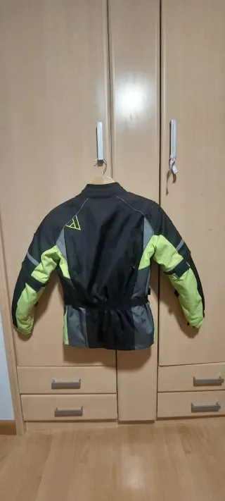 Chaqueta Moto Niño Negra y Flúor