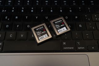 Nikon Z7 II - Como nueva, con factura y accesorios